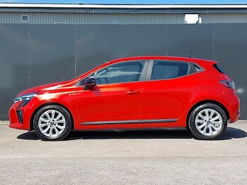 Used Renault Clio 2024 for sale - 78653843: Photo