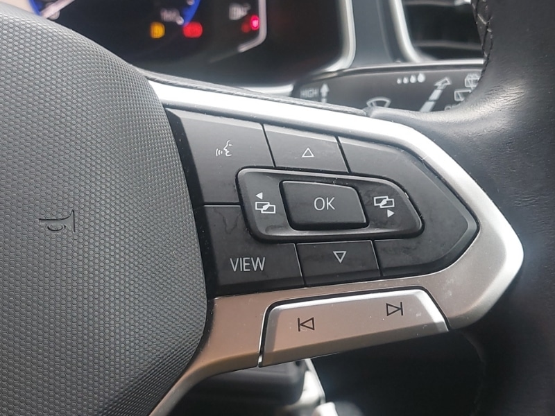 Used Volkswagen T-Roc 2022 for sale - 76331671: Photo 13