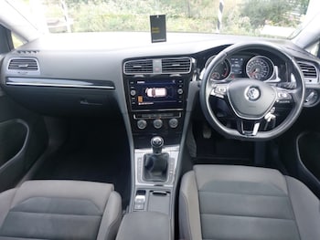 Used Volkswagen Golf 2018 for sale - 75506205: Photo