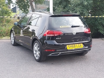 Used Volkswagen Golf 2018 for sale - 75506205: Photo