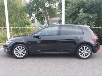 Used Volkswagen Golf 2018 for sale - 75506205: Photo