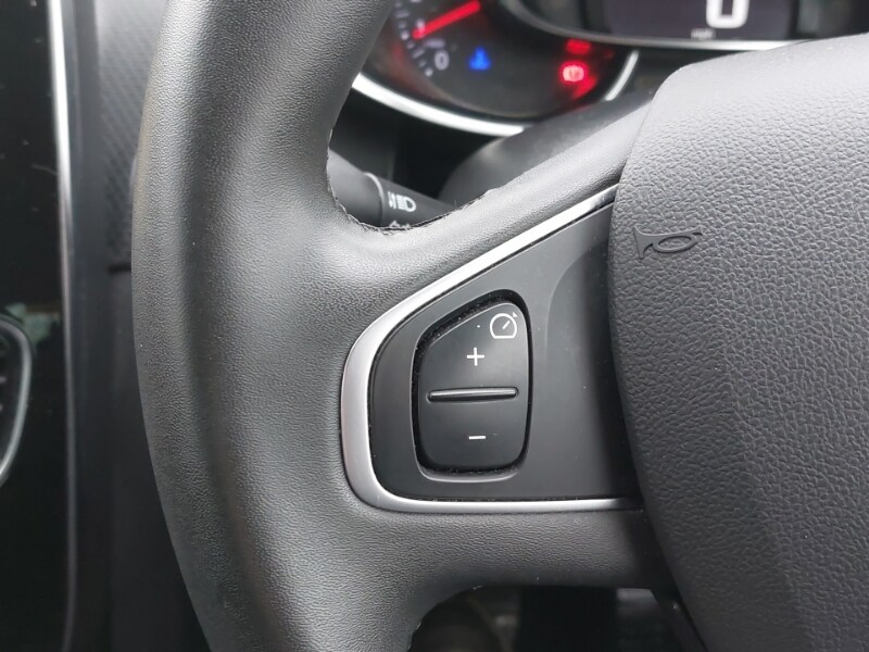 Used Renault Clio 2019 for sale - 77964128: Photo 14