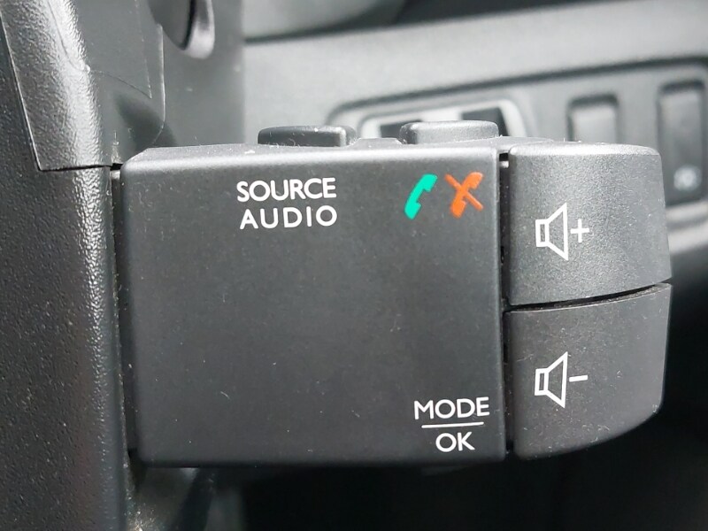 Used Renault Clio 2019 for sale - 77964128: Photo 18