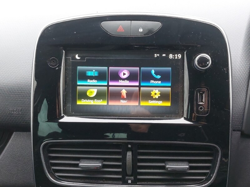 Used Renault Clio 2019 for sale - 77964128: Photo 19