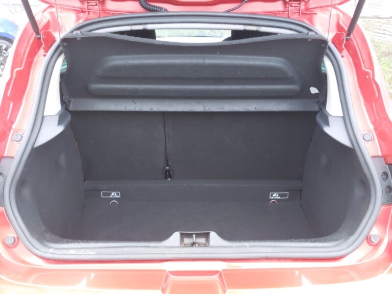 Used Renault Clio 2019 for sale - 77964128: Photo 8