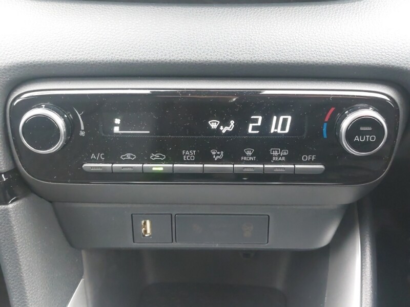 Used Toyota Yaris 2023 for sale - 77689806: Photo 14