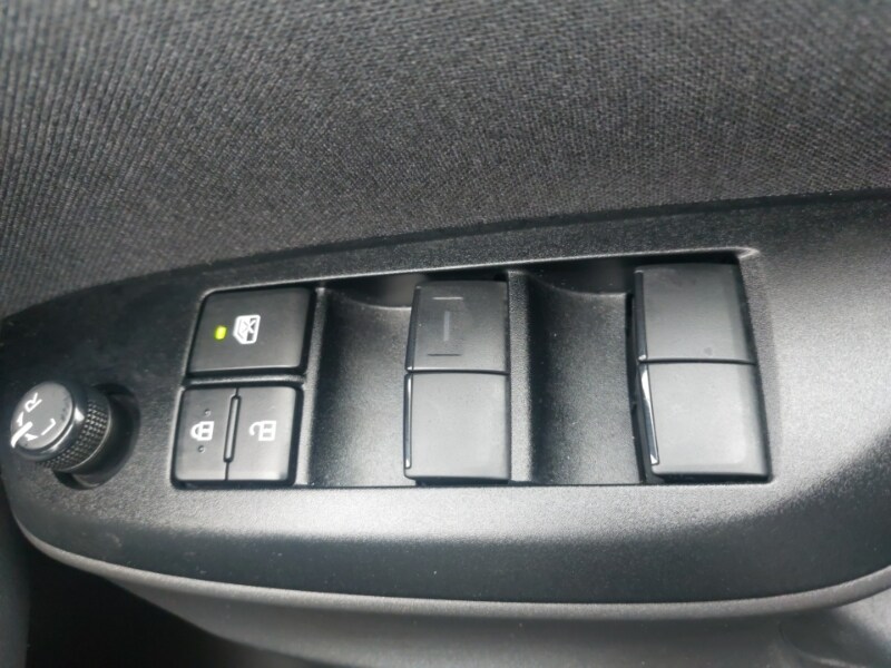 Used Toyota Yaris 2023 for sale - 77689806: Photo 17