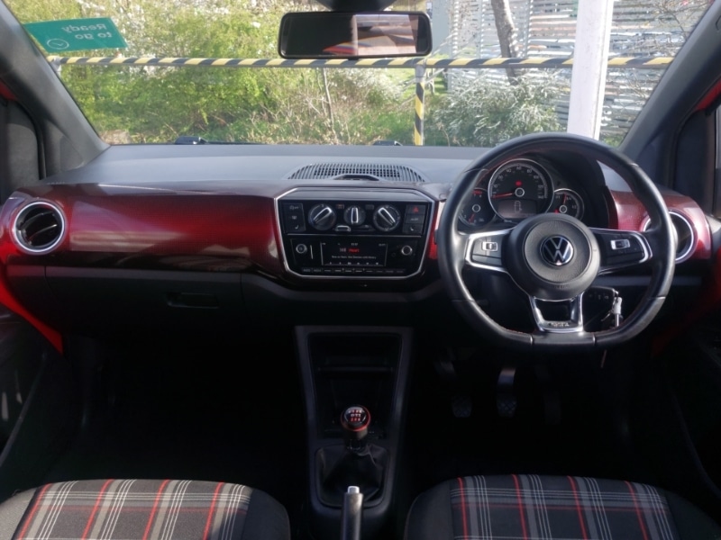 Used Volkswagen up! 2021 for sale - 78183718: Photo 2