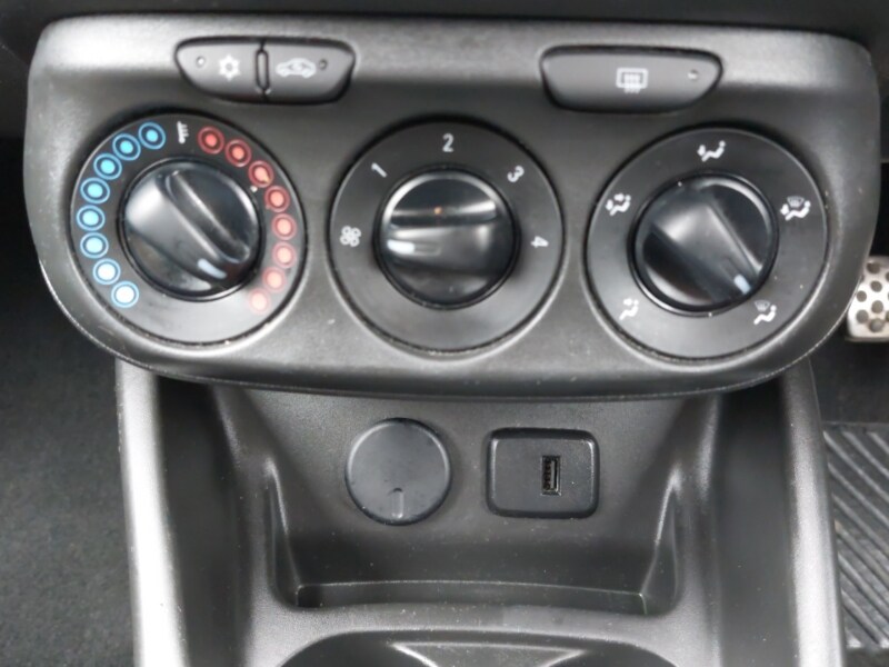 Used Vauxhall Corsa 2018 for sale - 77663817: Photo 13