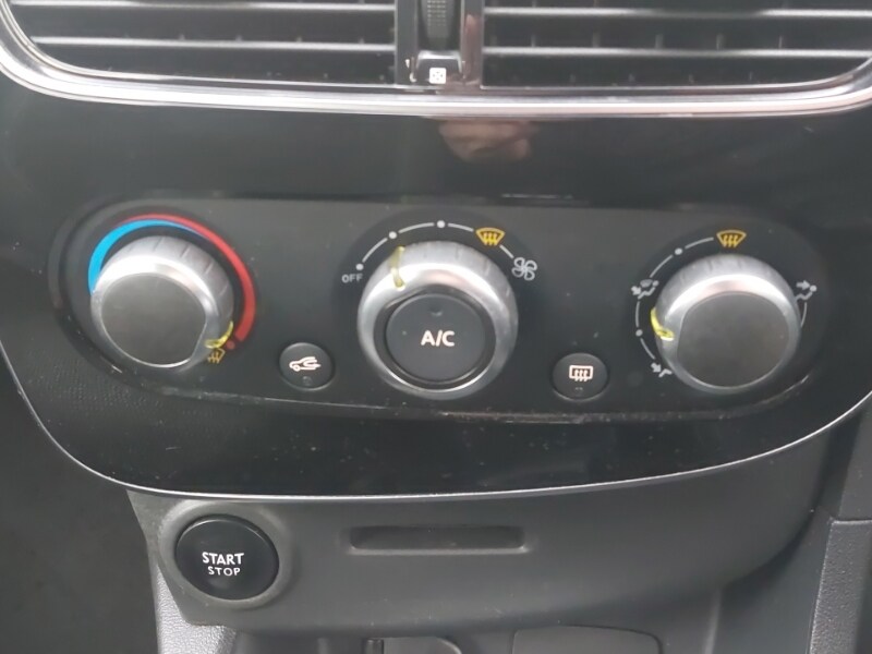 Used Renault Clio 2017 for sale - 77531025: Photo 13