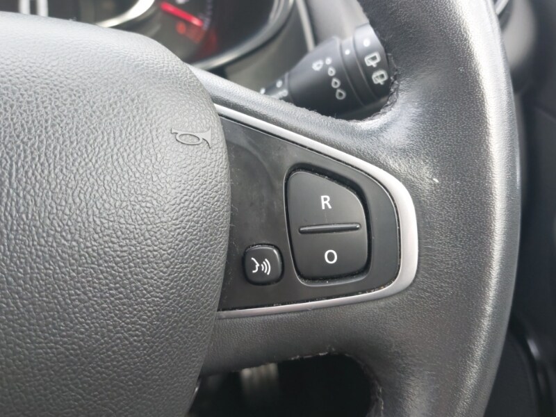 Used Renault Clio 2017 for sale - 77531025: Photo 15