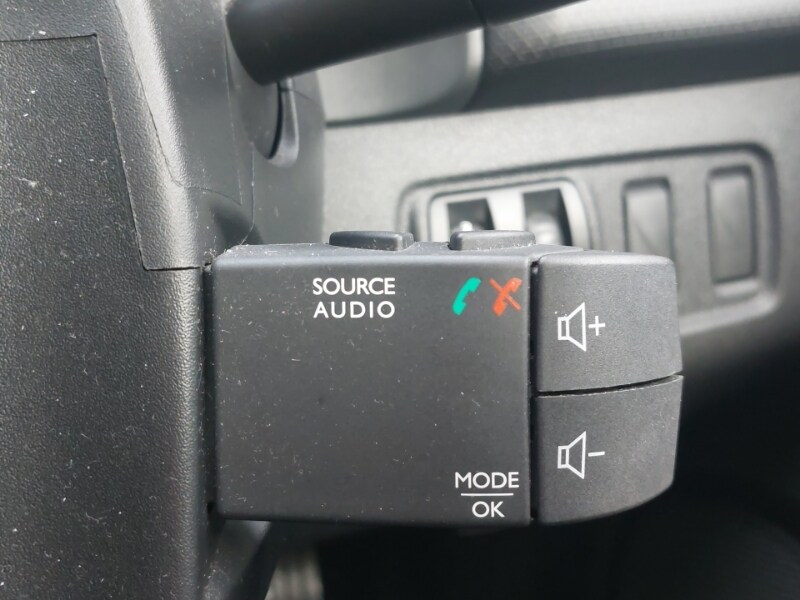 Used Renault Clio 2017 for sale - 77531025: Photo 16