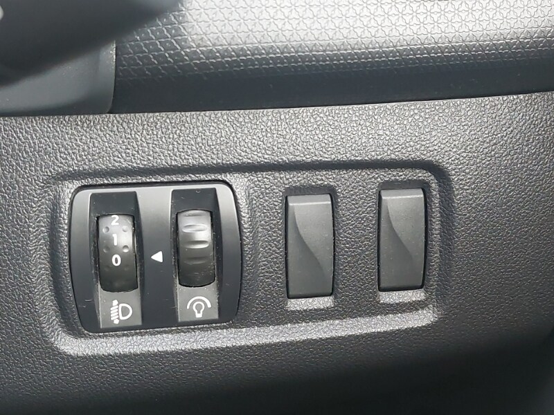 Used Renault Clio 2017 for sale - 77531025: Photo 18