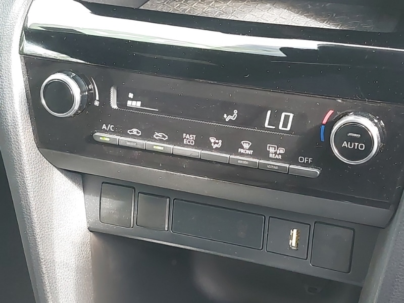 Used Toyota Yaris Cross 2023 for sale - 76958996: Photo 14