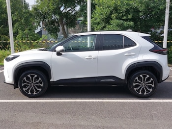 Used Toyota Yaris Cross 2023 for sale - 76958996: Photo