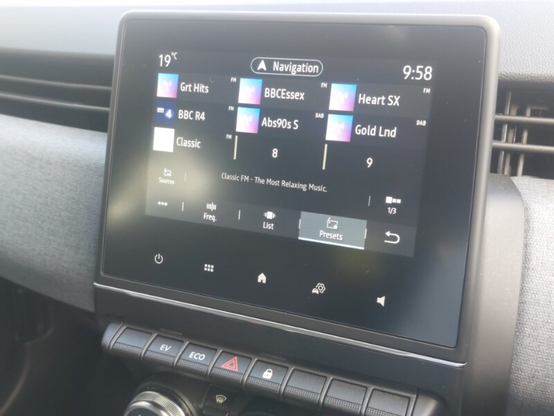 Used Renault Clio 2024 for sale - 76736820: Photo 17