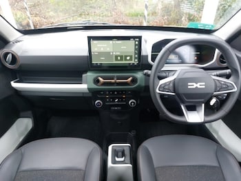 Used Dacia Spring 2025 for sale - 76543159: Photo