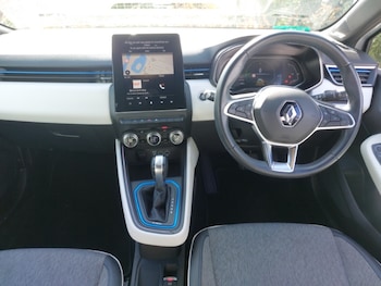 Used Renault Clio 2021 for sale - 75939835: Photo