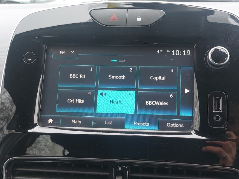 Used Renault Clio 2018 for sale - 77433371: Photo 12