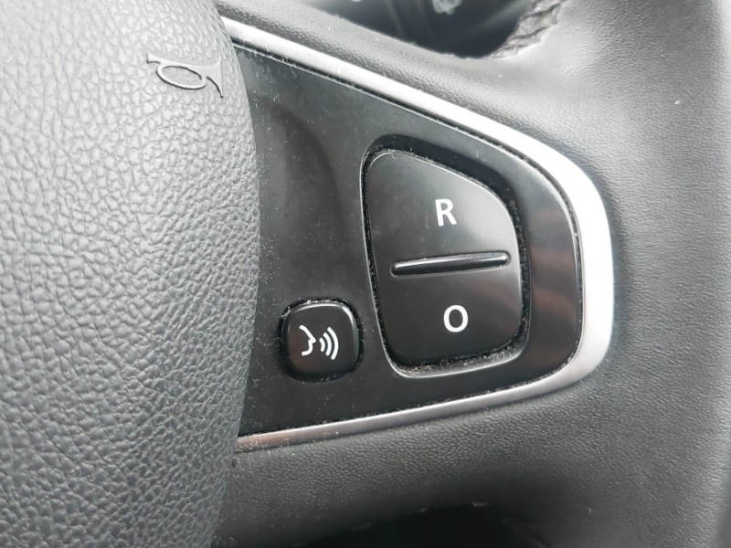 Used Renault Clio 2018 for sale - 77433371: Photo 15