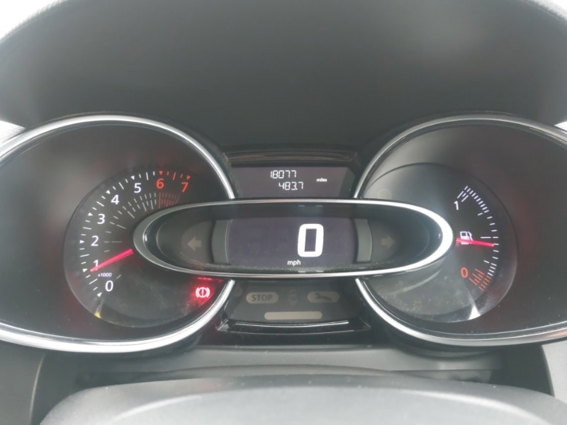 Used Renault Clio 2018 for sale - 77433371: Photo 16