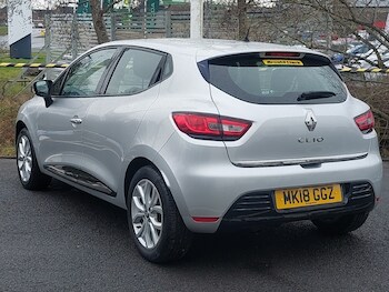 Used Renault Clio 2018 for sale - 77433371: Photo