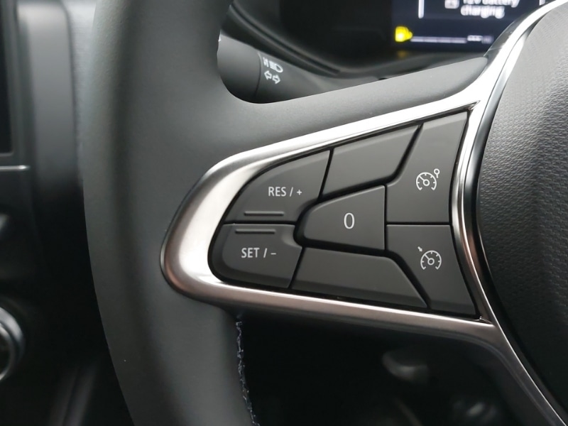 Used Renault Clio 2025 for sale - 76879905: Photo 14