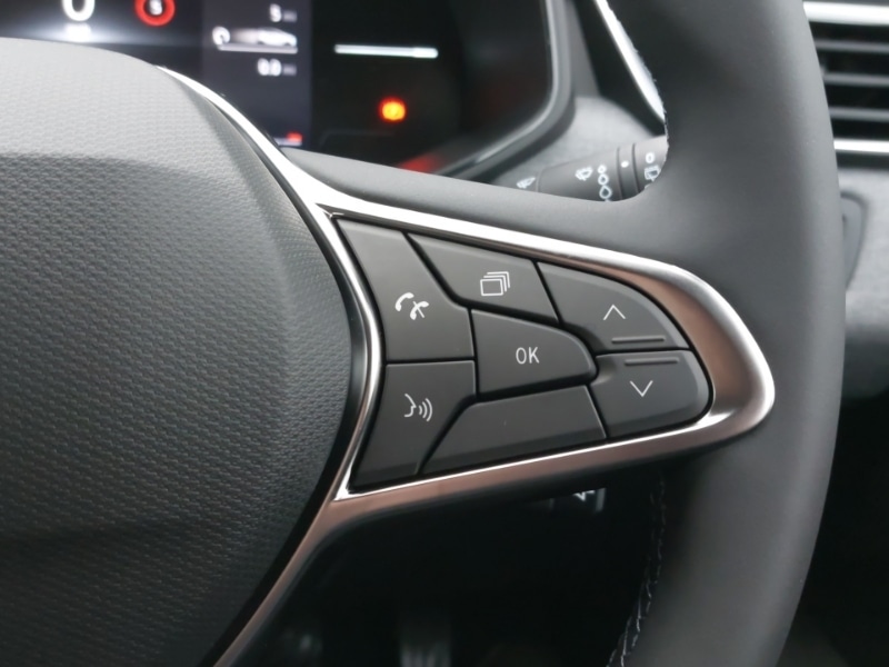 Used Renault Clio 2025 for sale - 76879905: Photo 15