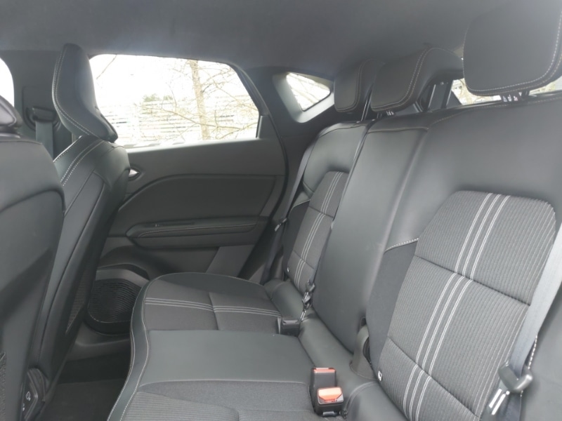 Used Renault Captur 2023 for sale - 78126210: Photo 6