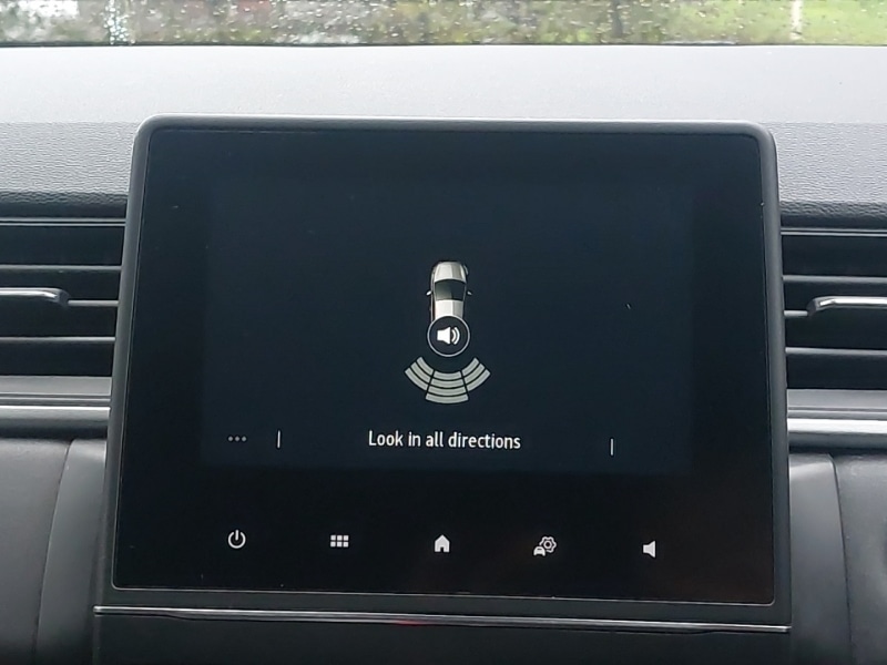 Used Renault Captur 2022 for sale - 76815828: Photo 10