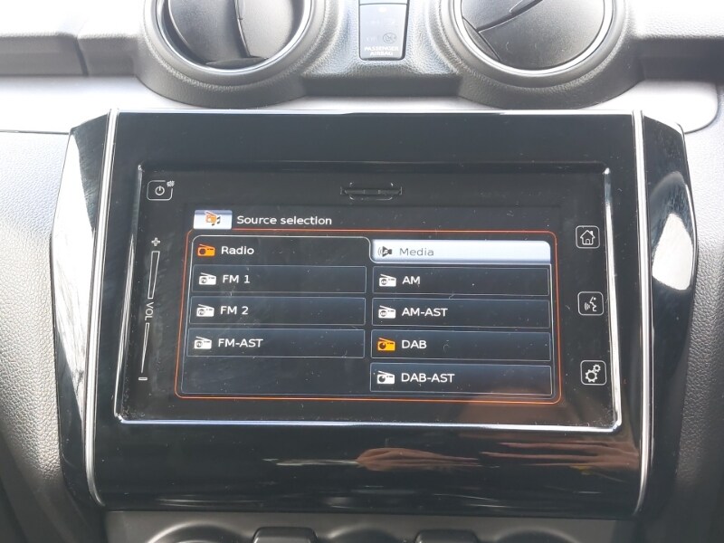 Used Suzuki Swift 2023 for sale - 77678017: Photo 17