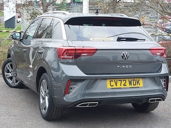 Used Volkswagen T-Roc 2022 for sale - 77623032: Photo