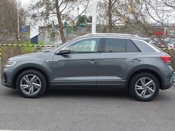 Used Volkswagen T-Roc 2022 for sale - 77623032: Photo