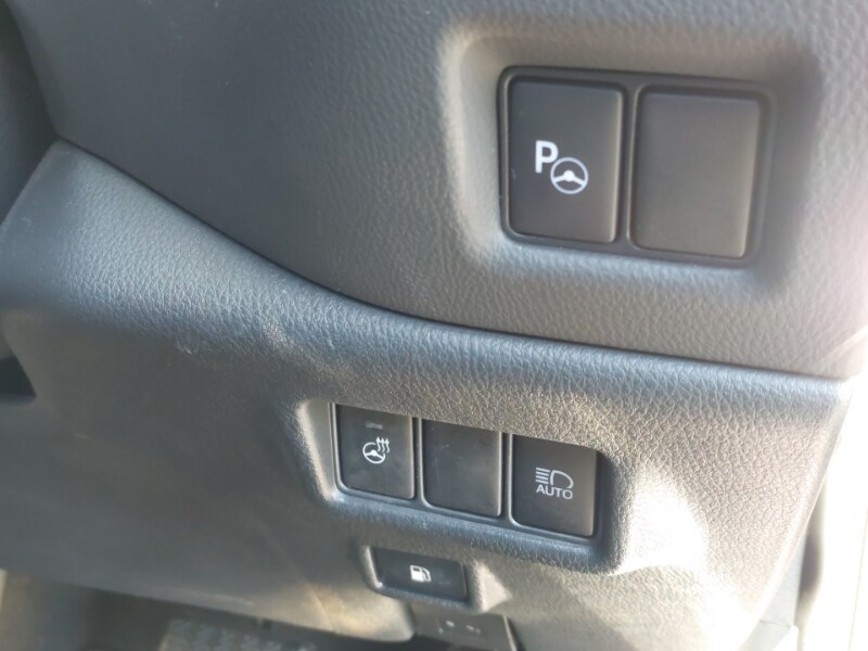 Used Toyota C-HR 2023 for sale - 78151098: Photo 12