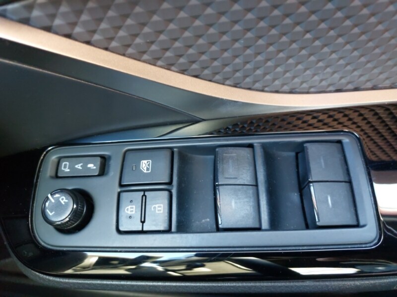 Used Toyota C-HR 2023 for sale - 78151098: Photo 14