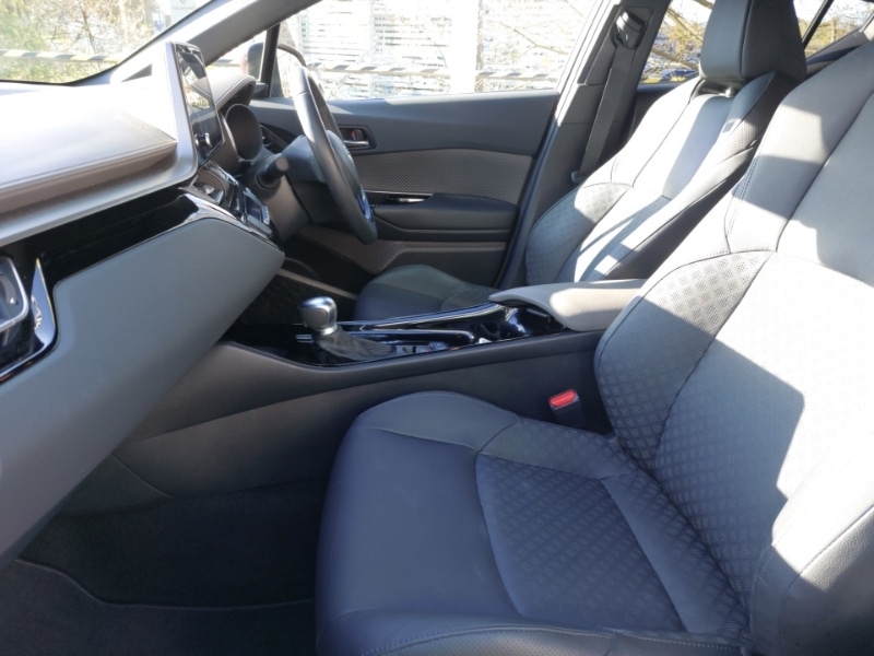 Used Toyota C-HR 2023 for sale - 78151098: Photo 5