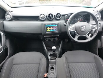 Used Dacia Duster 2020 for sale - 77623035: Photo