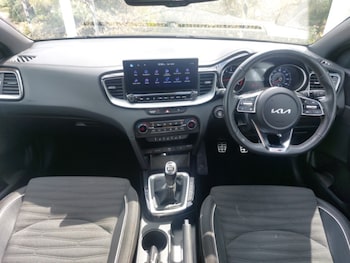 Used Kia Ceed 2022 for sale - 75608667: Photo