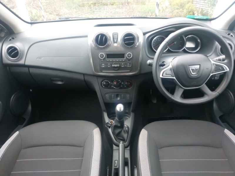 Used Dacia Sandero Stepway 2020 for sale - 76450814: Photo 2