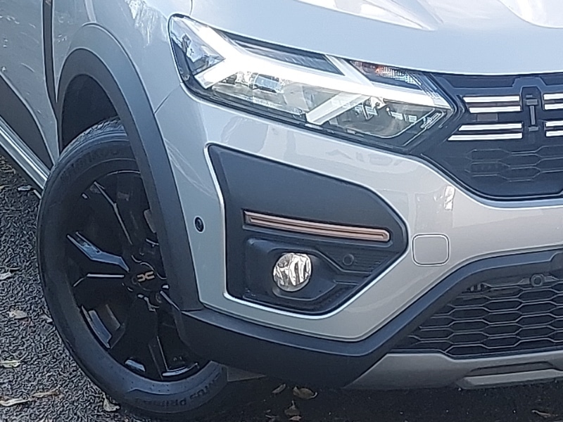 Used Dacia Sandero Stepway 2023 for sale - 76779353: Photo 9