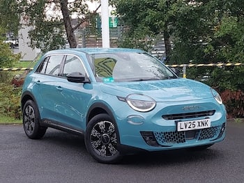 Used Fiat 600 2025 for sale - 79654257: Photo