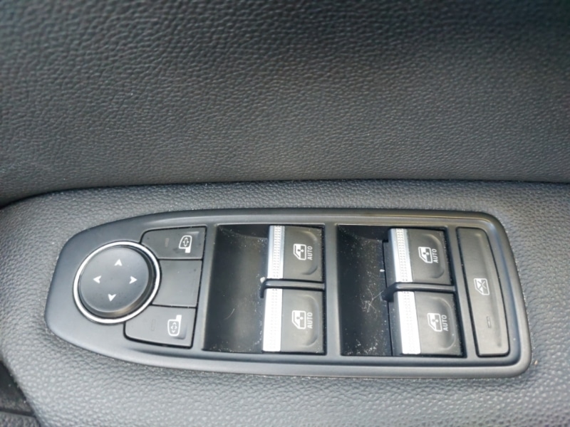 Used Renault Captur 2022 for sale - 77832099: Photo 16