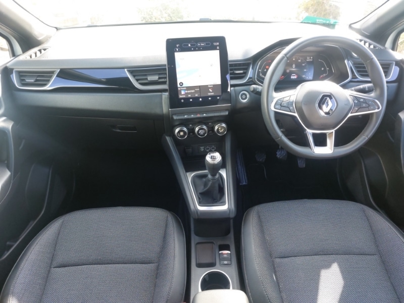 Used Renault Captur 2022 for sale - 77832099: Photo 2