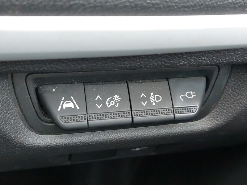 Used Renault Zoe 2021 for sale - 77433380: Photo 18