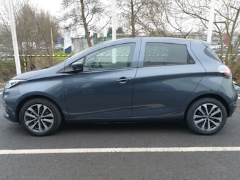 Used Renault Zoe 2021 for sale - 77433380: Photo