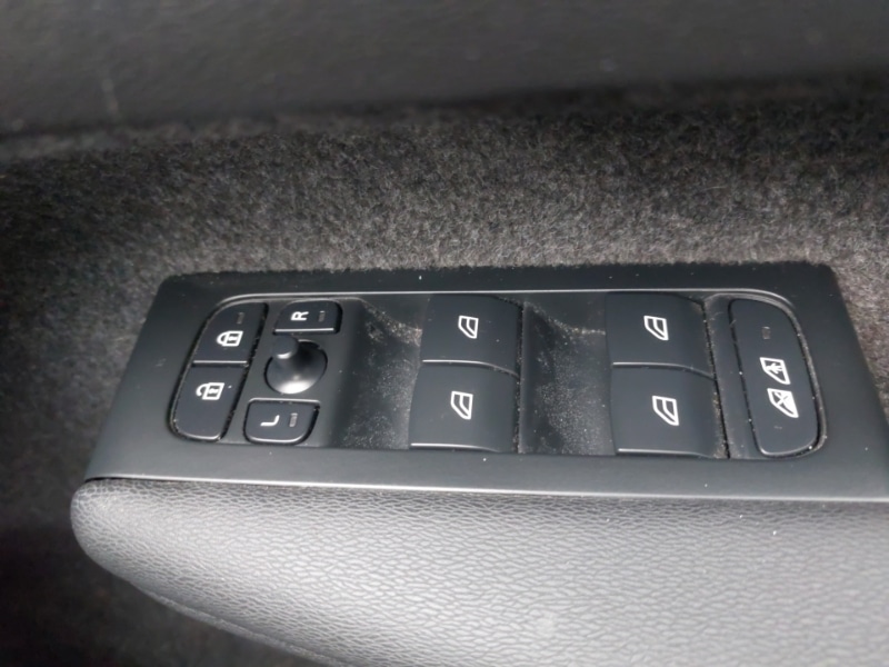 Used Volvo XC40 2022 for sale - 77149814: Photo 16