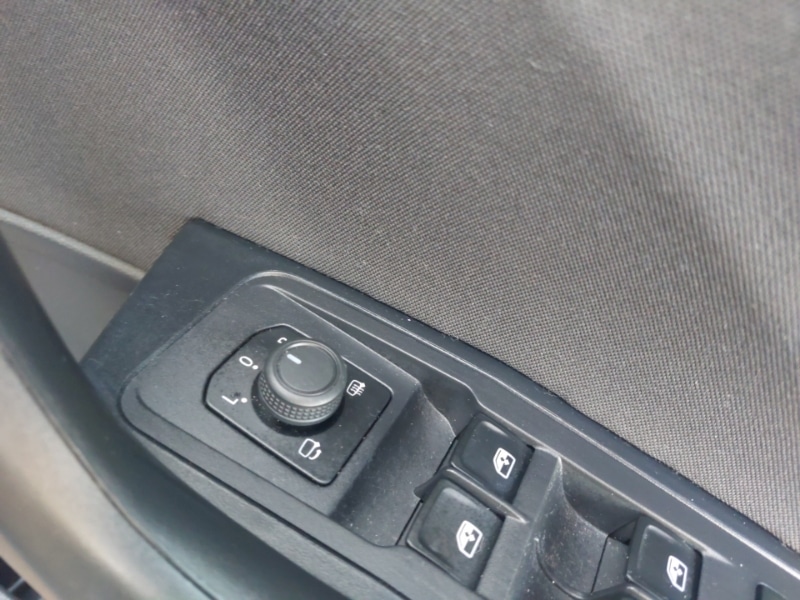 Used Volkswagen T-Roc 2023 for sale - 76963956: Photo 17