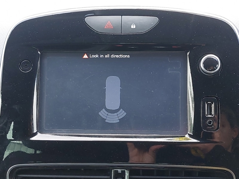 Used Renault Clio 2018 for sale - 76365468: Photo 10