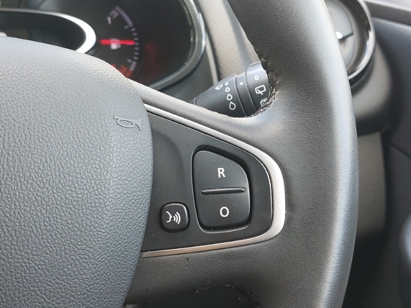 Used Renault Clio 2018 for sale - 76365468: Photo 13