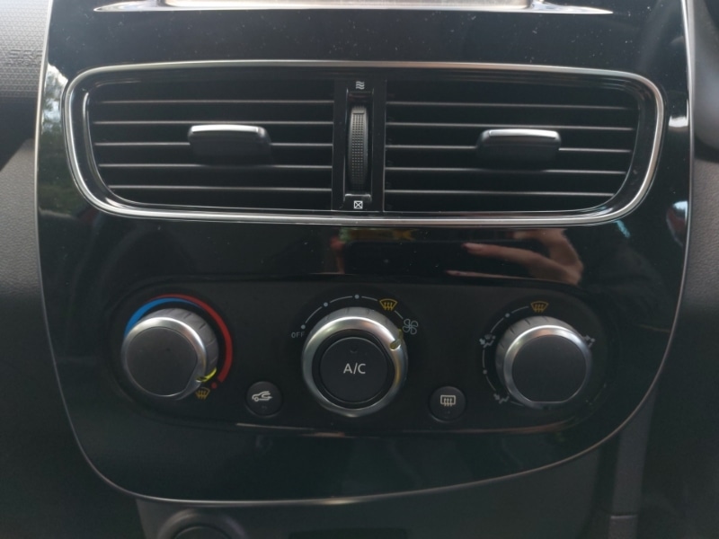 Used Renault Clio 2018 for sale - 76365468: Photo 14